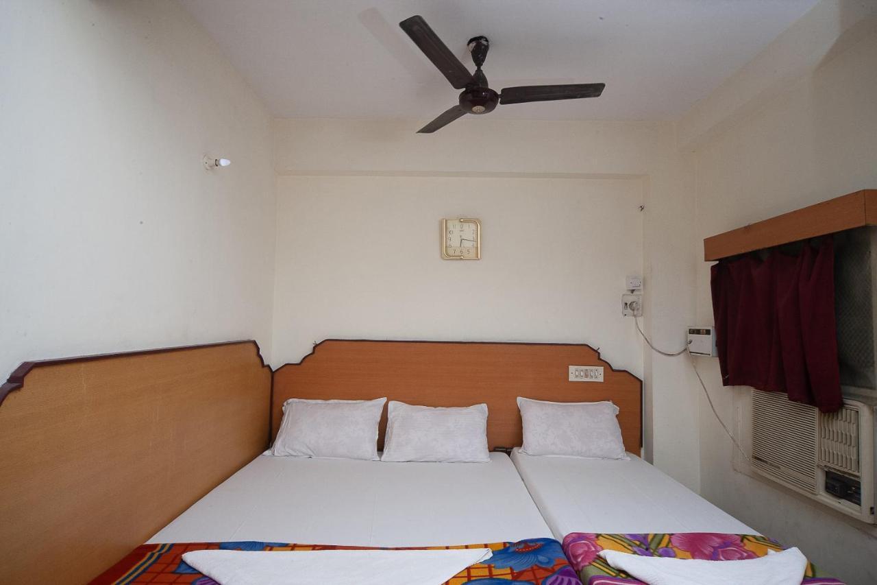 Hotel Spot On 38565 Surya Thiruvengadam St Chennai