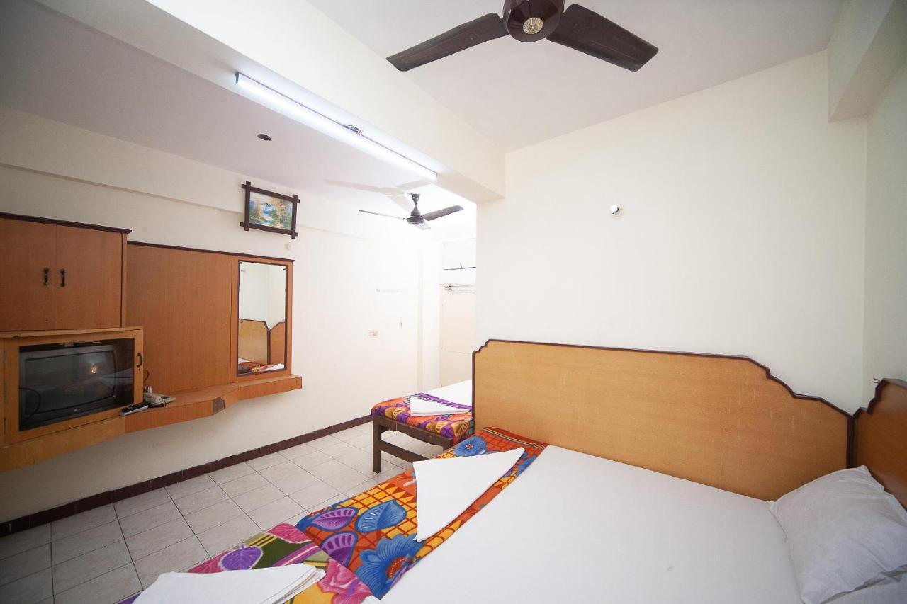 Spot On 38565 Surya Thiruvengadam St 3*