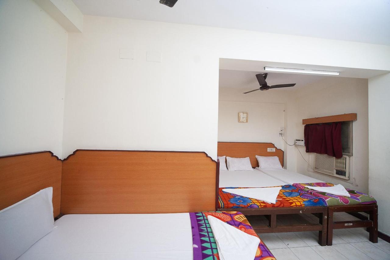 Hotel Spot On 38565 Surya Thiruvengadam St Chennai