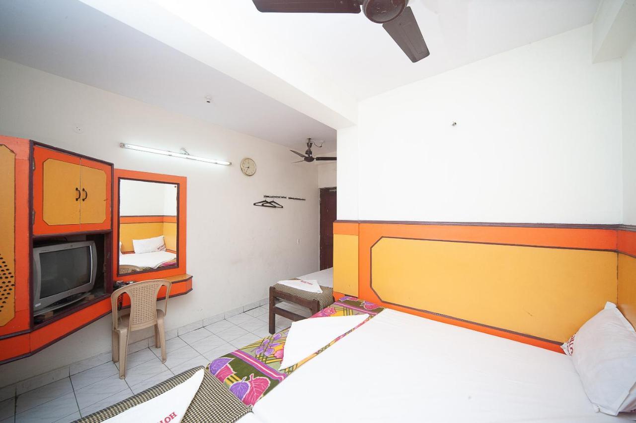 Spot On 38565 Surya Thiruvengadam St Hotel